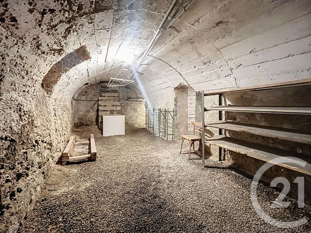 Maison &agrave; louer - 5 pi&egrave;ces - 120 m2 - St Pourcain Sur Sioule - 03 - AUVERGNE