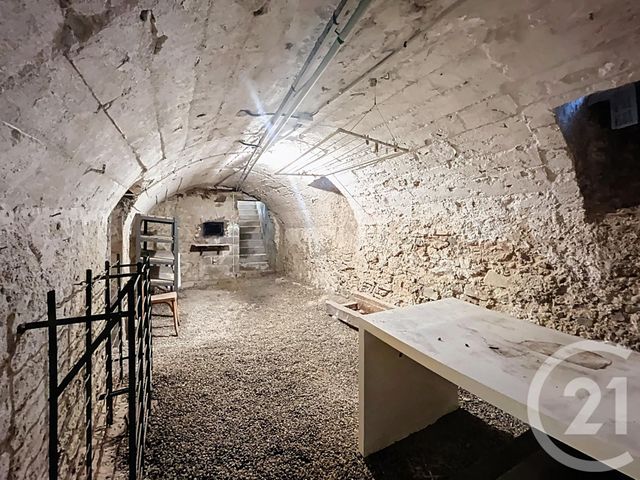 Maison &agrave; louer - 5 pi&egrave;ces - 120 m2 - St Pourcain Sur Sioule - 03 - AUVERGNE