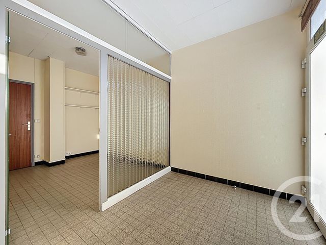 Appartement Local &agrave; louer - 4 pi&egrave;ces - 113 m2 - St Pourcain Sur Sioule - 03 - AUVERGNE