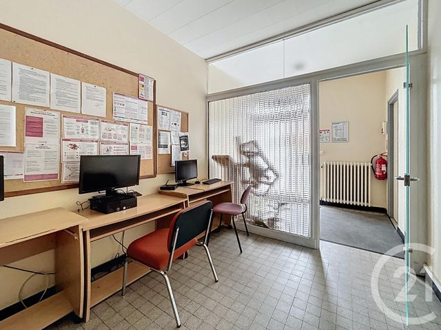 Appartement Local à louer - 4 pièces - 113 m2 - St Pourcain Sur Sioule - 03 - AUVERGNE