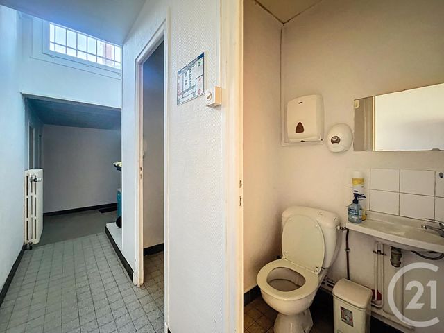 Appartement Local &agrave; louer - 4 pi&egrave;ces - 113 m2 - St Pourcain Sur Sioule - 03 - AUVERGNE