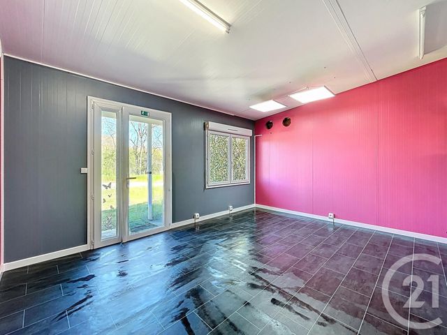 Appartement Local &agrave; louer - 1 pi&egrave;ce - 18 m2 - Monetay Sur Allier - 03 - AUVERGNE