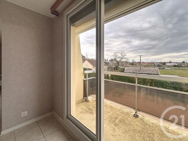 Appartement F3 à louer - 3 pièces - 92 m2 - Varennes Sur Allier - 03 - AUVERGNE