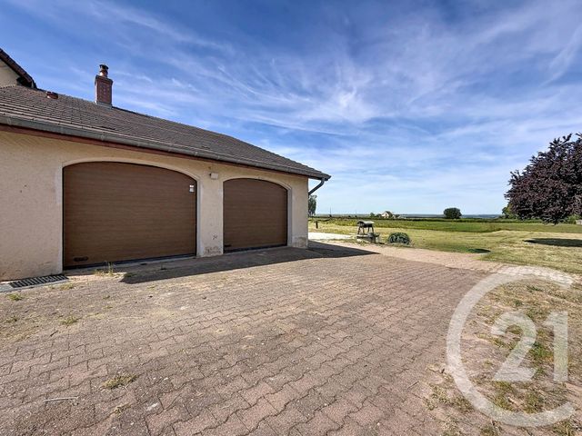 Maison &agrave; vendre - 6 pi&egrave;ces - 198 m2 - St Gerand De Vaux - 03 - AUVERGNE