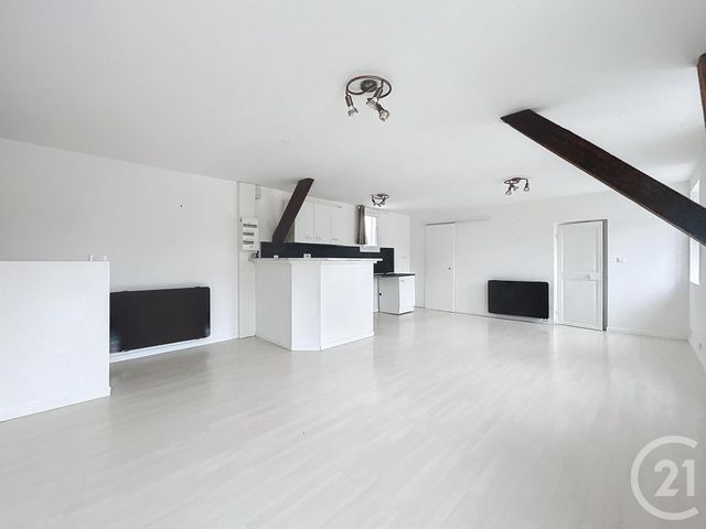 Appartement F2 à louer - 2 pièces - 57 m2 - Varennes Sur Allier - 03 - AUVERGNE