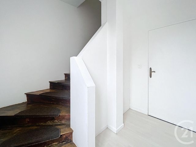 Appartement F2 à louer - 2 pièces - 57 m2 - Varennes Sur Allier - 03 - AUVERGNE