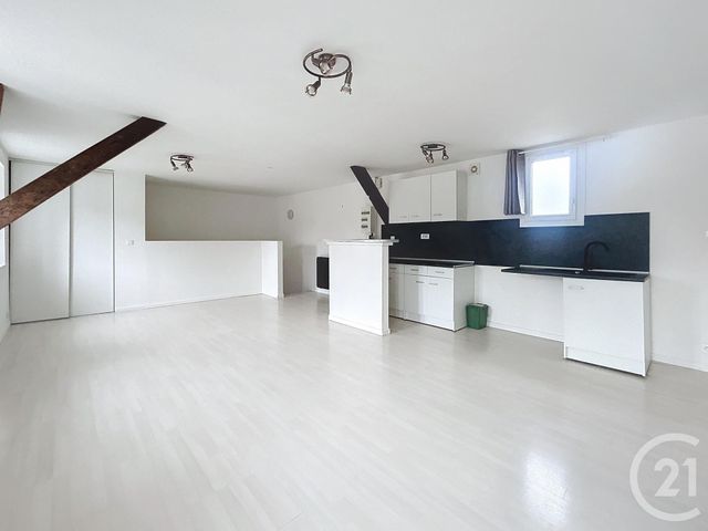 Appartement F2 à louer - 2 pièces - 57 m2 - Varennes Sur Allier - 03 - AUVERGNE