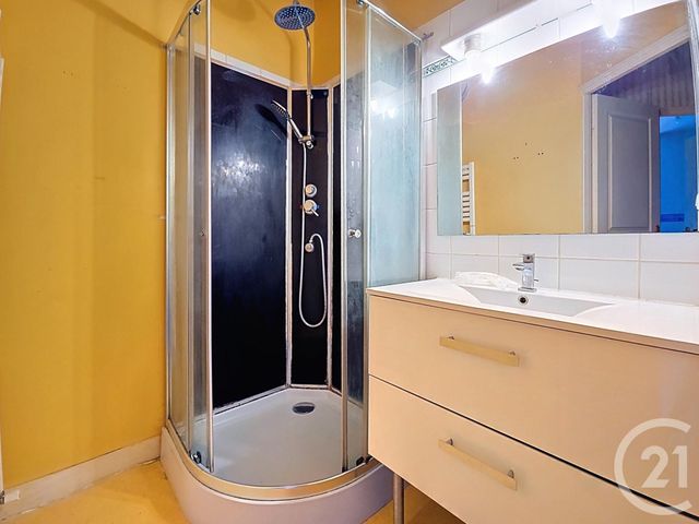 Maison &agrave; vendre - 3 pi&egrave;ces - 83,50 m2 - St Gerand Le Puy - 03 - AUVERGNE