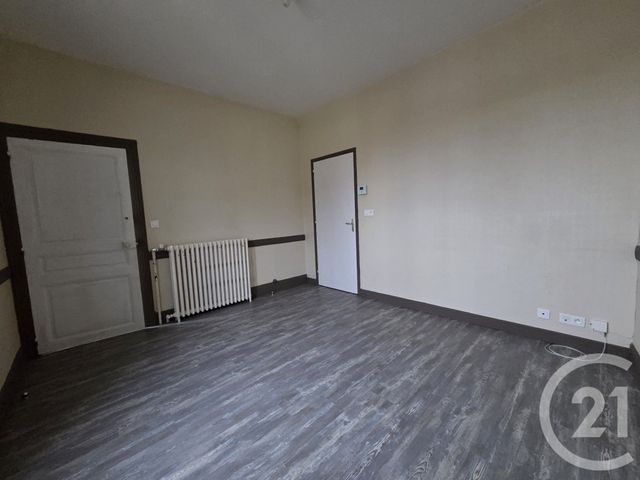 Appartement T4 à louer - 4 pièces - 83,73 m2 - Varennes Sur Allier - 03 - AUVERGNE
