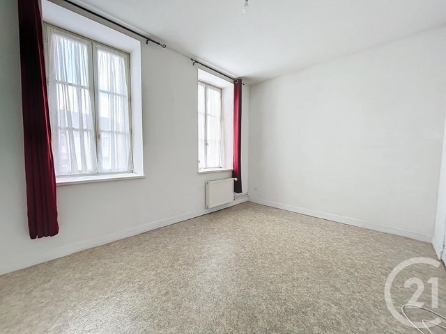 Appartement F3 à louer - 3 pièces - 72,41 m2 - St Pourcain Sur Sioule - 03 - AUVERGNE