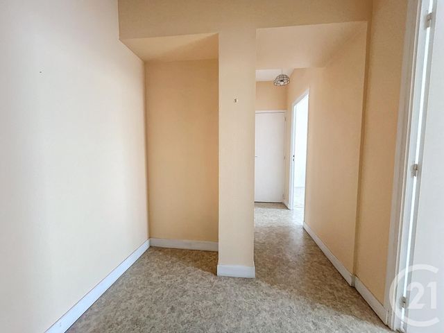 Appartement F3 à louer - 3 pièces - 72,41 m2 - St Pourcain Sur Sioule - 03 - AUVERGNE