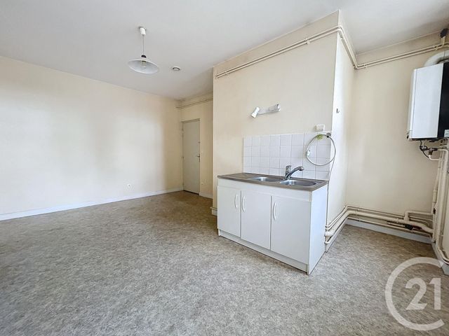 Appartement F3 à louer - 3 pièces - 72,41 m2 - St Pourcain Sur Sioule - 03 - AUVERGNE