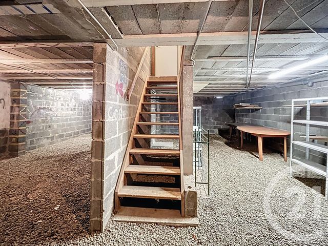 Maison &agrave; louer - 3 pi&egrave;ces - 100 m2 - St Pourcain Sur Sioule - 03 - AUVERGNE