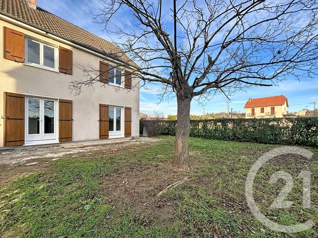Maison &agrave; louer - 3 pi&egrave;ces - 100 m2 - St Pourcain Sur Sioule - 03 - AUVERGNE