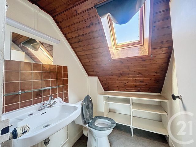 Maison &agrave; louer - 5 pi&egrave;ces - 105 m2 - Monetay Sur Allier - 03 - AUVERGNE