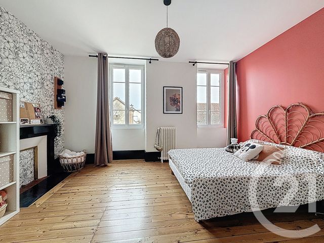 Maison &agrave; vendre - 10 pi&egrave;ces - 224 m2 - St Pourcain Sur Sioule - 03 - AUVERGNE