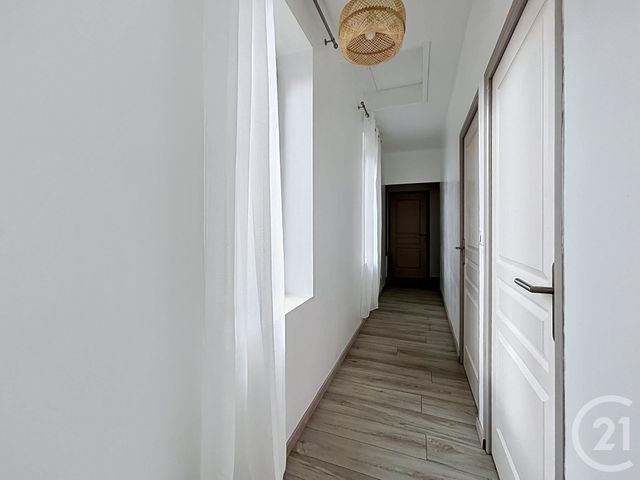 Maison &agrave; louer - 3 pi&egrave;ces - 105,41 m2 - St Pourcain Sur Sioule - 03 - AUVERGNE