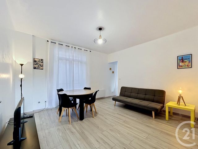 Maison &agrave; louer - 3 pi&egrave;ces - 105,41 m2 - St Pourcain Sur Sioule - 03 - AUVERGNE