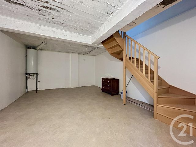 Maison &agrave; louer - 3 pi&egrave;ces - 105,41 m2 - St Pourcain Sur Sioule - 03 - AUVERGNE
