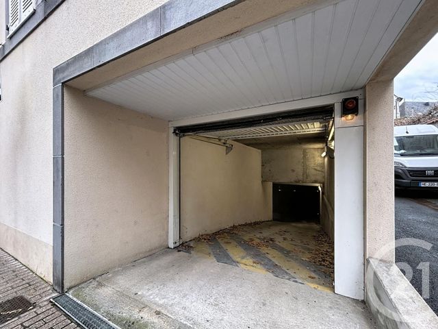 Parking &agrave; louer - 10,58 m2 - St Pourcain Sur Sioule - 03 - AUVERGNE