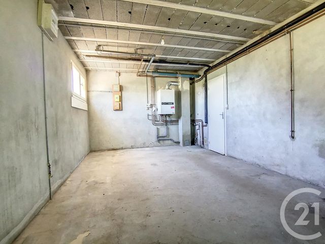 Appartement F4 &agrave; louer - 4 pi&egrave;ces - 90 m2 - St Pourcain Sur Sioule - 03 - AUVERGNE