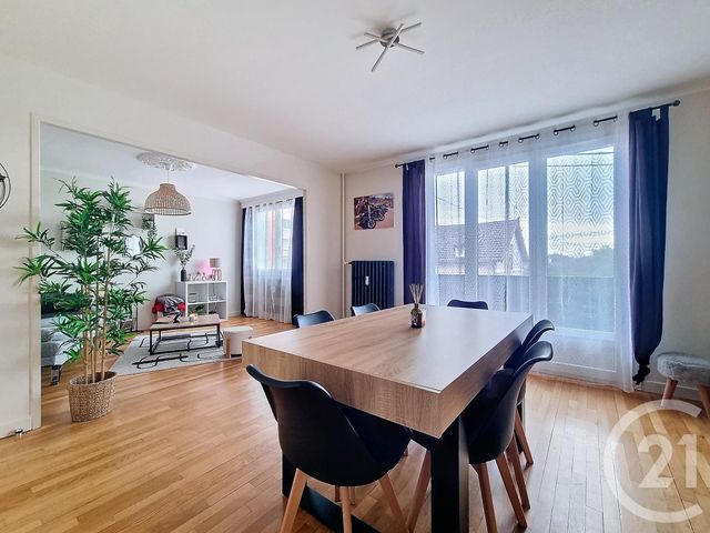 Appartement F3 &agrave; louer - 3 pi&egrave;ces - 80,80 m2 - Varennes Sur Allier - 03 - AUVERGNE