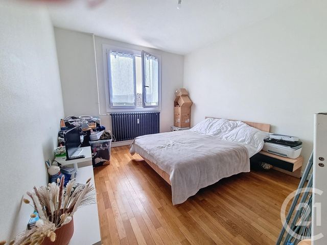 Appartement F3 &agrave; louer - 3 pi&egrave;ces - 80,80 m2 - Varennes Sur Allier - 03 - AUVERGNE