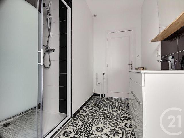 Maison &agrave; louer - 3 pi&egrave;ces - 53,30 m2 - St Pourcain Sur Sioule - 03 - AUVERGNE