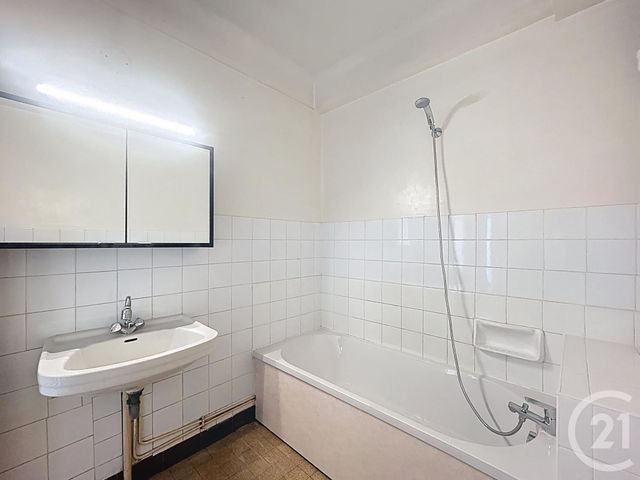 Appartement F3 &agrave; vendre - 3 pi&egrave;ces - 60,50 m2 - St Pourcain Sur Sioule - 03 - AUVERGNE