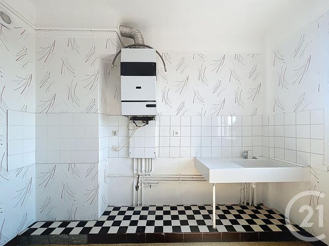 Appartement F3 &agrave; vendre - 3 pi&egrave;ces - 60,50 m2 - St Pourcain Sur Sioule - 03 - AUVERGNE