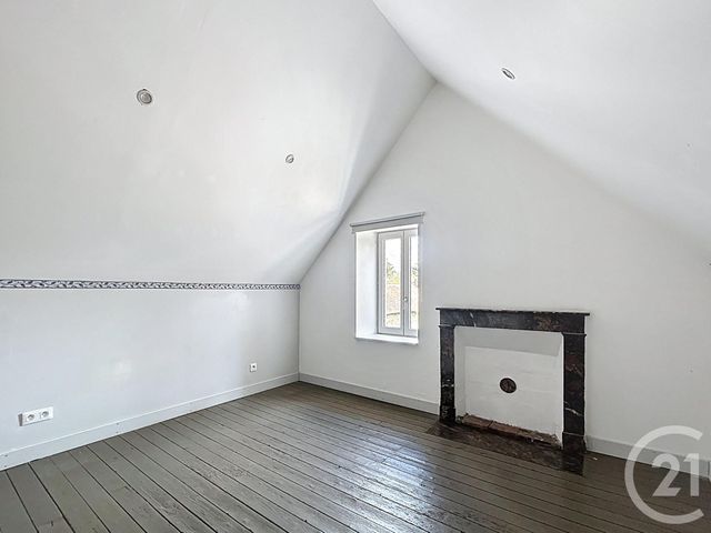 Maison &agrave; louer - 3 pi&egrave;ces - 84,96 m2 - Cesset - 03 - AUVERGNE