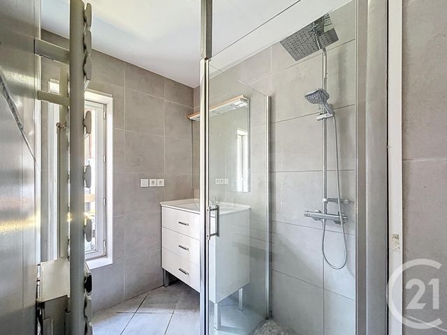 Maison &agrave; louer - 3 pi&egrave;ces - 84,96 m2 - Cesset - 03 - AUVERGNE