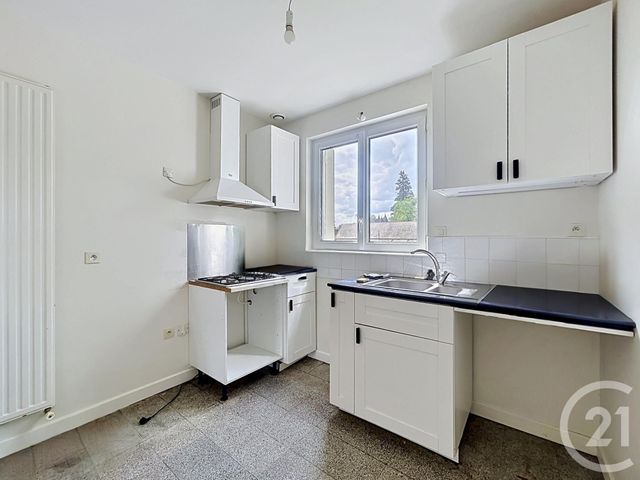 Maison &agrave; louer - 6 pi&egrave;ces - 101,47 m2 - St Pourcain Sur Sioule - 03 - AUVERGNE