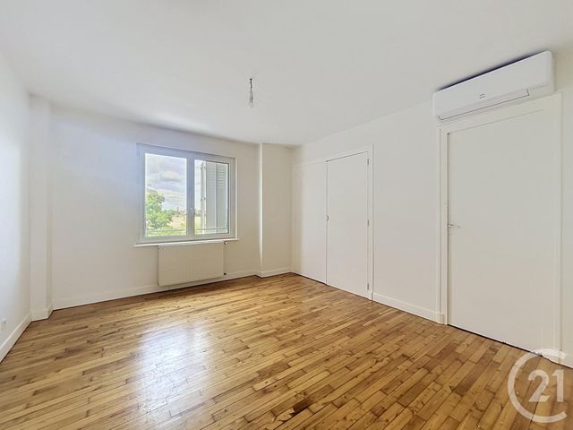 Maison &agrave; louer - 6 pi&egrave;ces - 101,47 m2 - St Pourcain Sur Sioule - 03 - AUVERGNE