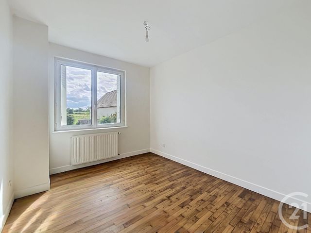 Maison &agrave; louer - 6 pi&egrave;ces - 101,47 m2 - St Pourcain Sur Sioule - 03 - AUVERGNE