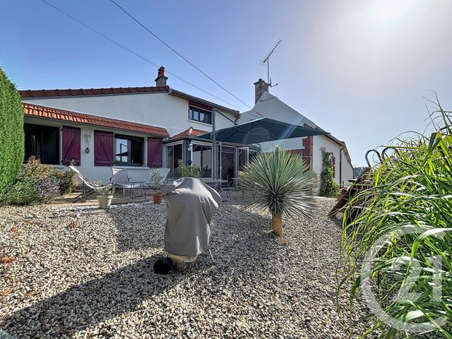 Prix immobilier ST POURCAIN SUR SIOULE - Photo d’une maison vendue