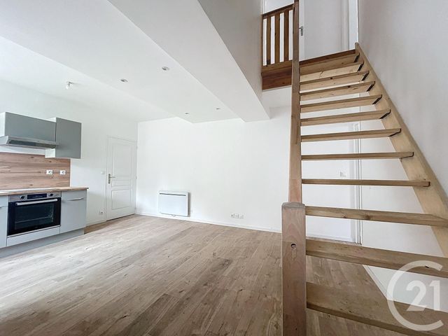 Maison &agrave; louer - 4 pi&egrave;ces - 52 m2 - Varennes Sur Allier - 03 - AUVERGNE