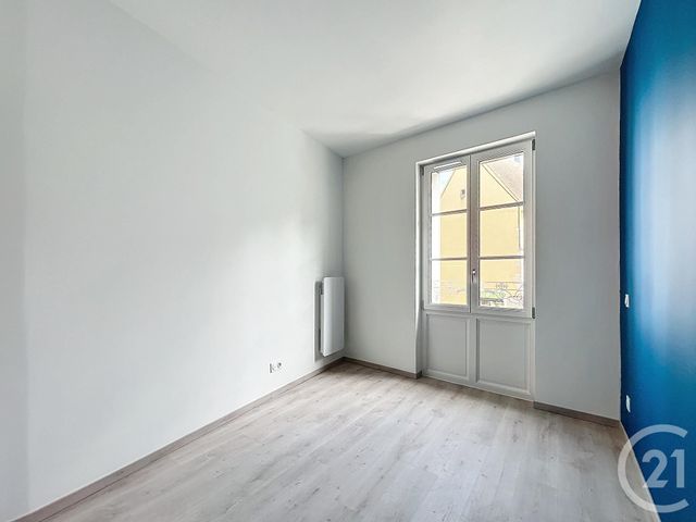Appartement F2 bis &agrave; louer - 2 pi&egrave;ces - 60 m2 - St Pourcain Sur Sioule - 03 - AUVERGNE