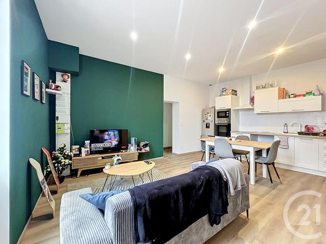 Appartement F2 bis &agrave; louer - 2 pi&egrave;ces - 60 m2 - St Pourcain Sur Sioule - 03 - AUVERGNE