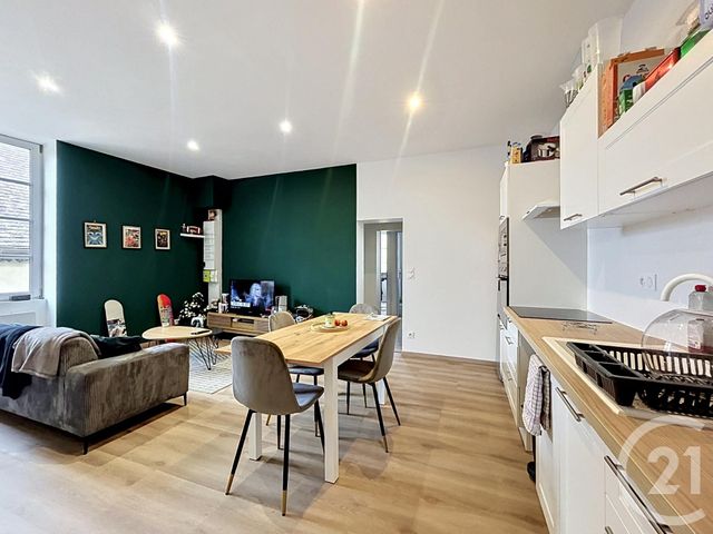 Appartement F2 bis &agrave; louer - 2 pi&egrave;ces - 60 m2 - St Pourcain Sur Sioule - 03 - AUVERGNE