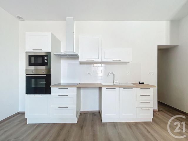 Appartement F2 bis &agrave; louer - 2 pi&egrave;ces - 60 m2 - St Pourcain Sur Sioule - 03 - AUVERGNE