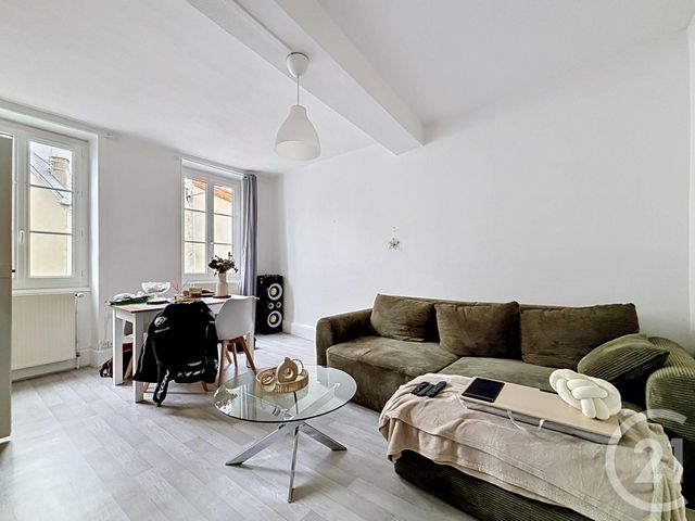 Appartement F3 &agrave; vendre - 3 pi&egrave;ces - 71,50 m2 - St Pourcain Sur Sioule - 03 - AUVERGNE