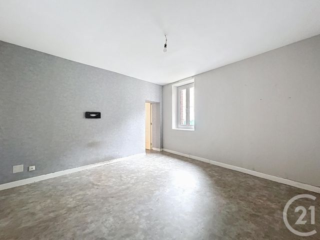 Maison &agrave; louer - 3 pi&egrave;ces - 62,36 m2 - St Pourcain Sur Sioule - 03 - AUVERGNE