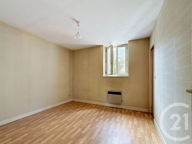 Maison &agrave; vendre - 20 pi&egrave;ces - 600 m2 - St Pourcain Sur Sioule - 03 - AUVERGNE