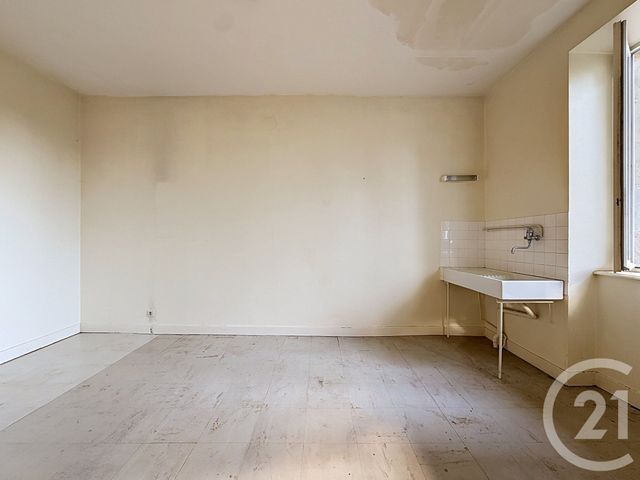 Maison &agrave; vendre - 20 pi&egrave;ces - 600 m2 - St Pourcain Sur Sioule - 03 - AUVERGNE