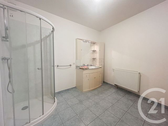 Appartement F2 &agrave; vendre - 2 pi&egrave;ces - 70 m2 - St Pourcain Sur Sioule - 03 - AUVERGNE