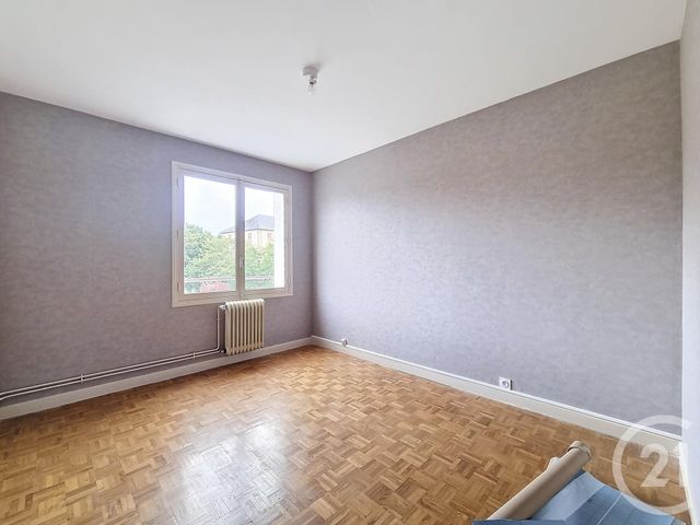Appartement F3 &agrave; louer - 3 pi&egrave;ces - 81,24 m2 - Varennes Sur Allier - 03 - AUVERGNE