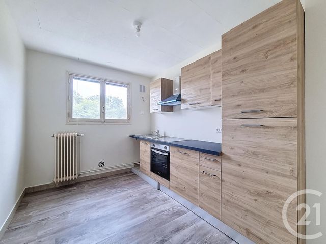 Appartement F3 &agrave; louer - 3 pi&egrave;ces - 81,24 m2 - Varennes Sur Allier - 03 - AUVERGNE