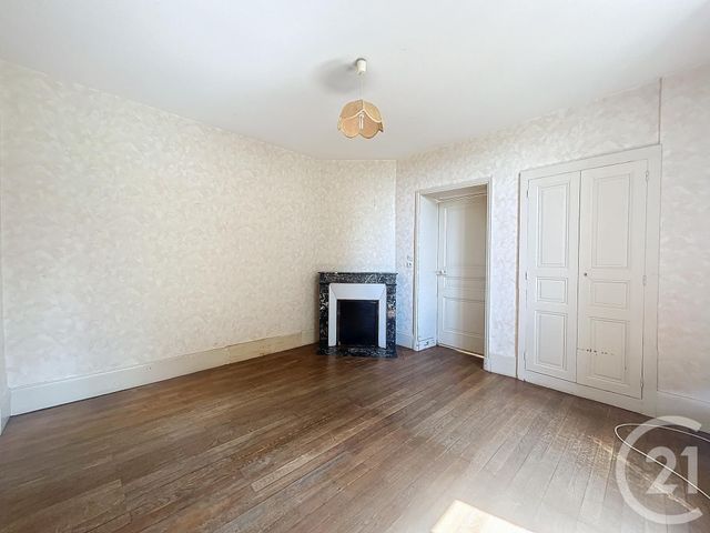 Appartement F3 &agrave; louer - 3 pi&egrave;ces - 75,57 m2 - Varennes Sur Allier - 03 - AUVERGNE
