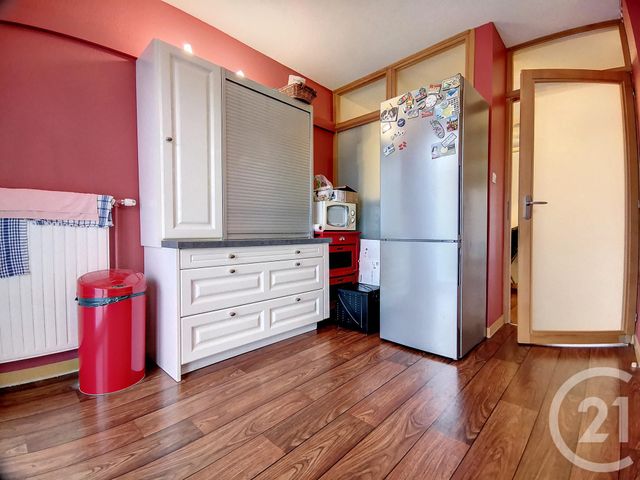 Appartement F3 &agrave; louer - 3 pi&egrave;ces - 65 m2 - St Pourcain Sur Sioule - 03 - AUVERGNE